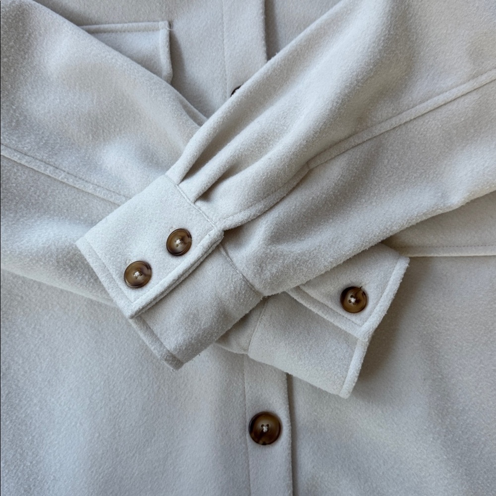 NEW Oversized Shacket - Picture 5 of 9